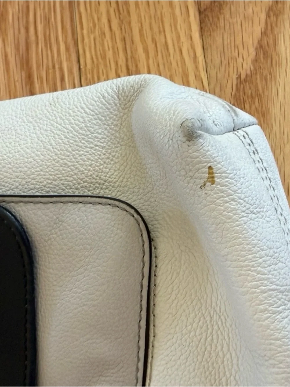 Fossil Two-Tone White and Black Crossbody Bag Kinley Bag
